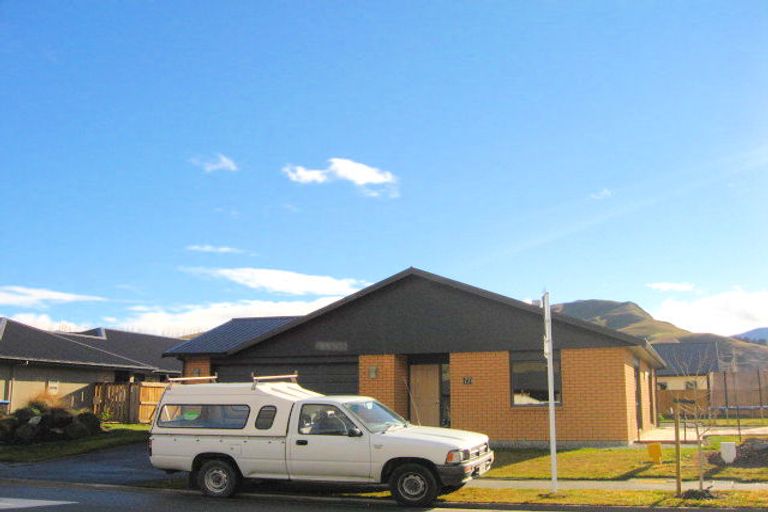 Photo of property in 77 Howards Drive, Lake Hayes, Queenstown, 9304