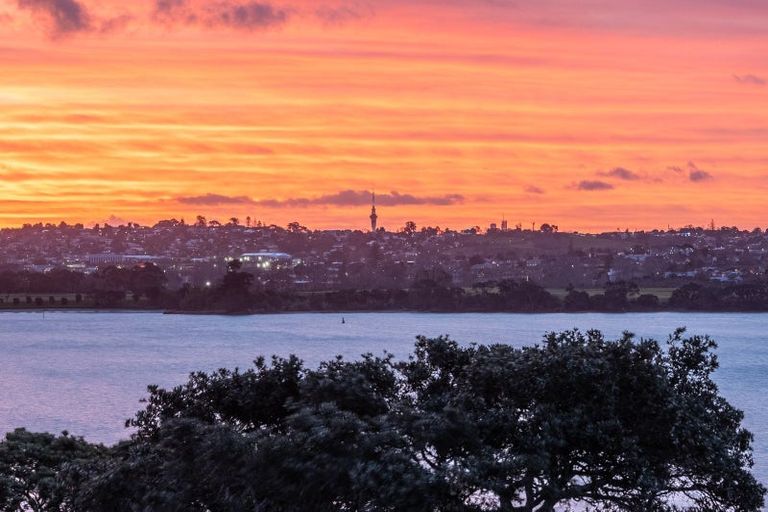 Photo of property in 26 Falstaff Place, Half Moon Bay, Auckland, 2012