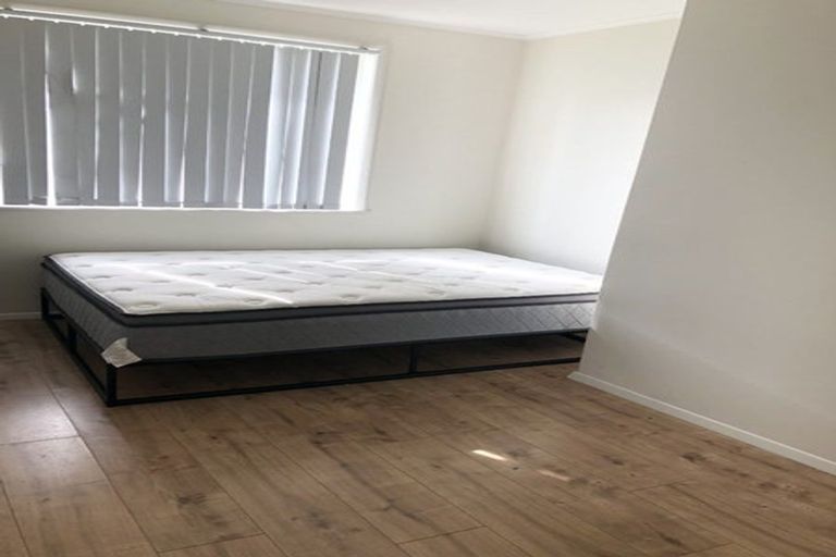 Photo of property in 24c Bates Street, Papakura, 2110