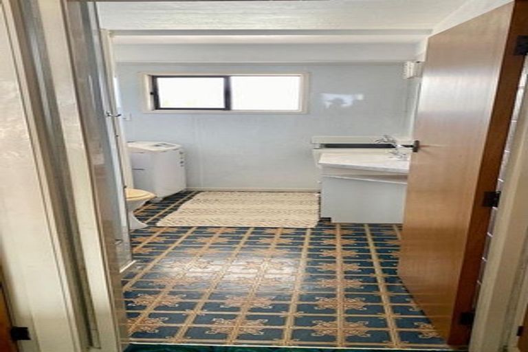 Photo of property in 40 Maunganui Road, Mount Maunganui, 3116