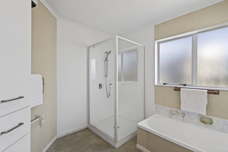 Photo of property in 3/20 Kellyville Heights, Merrilands, New Plymouth, 4312