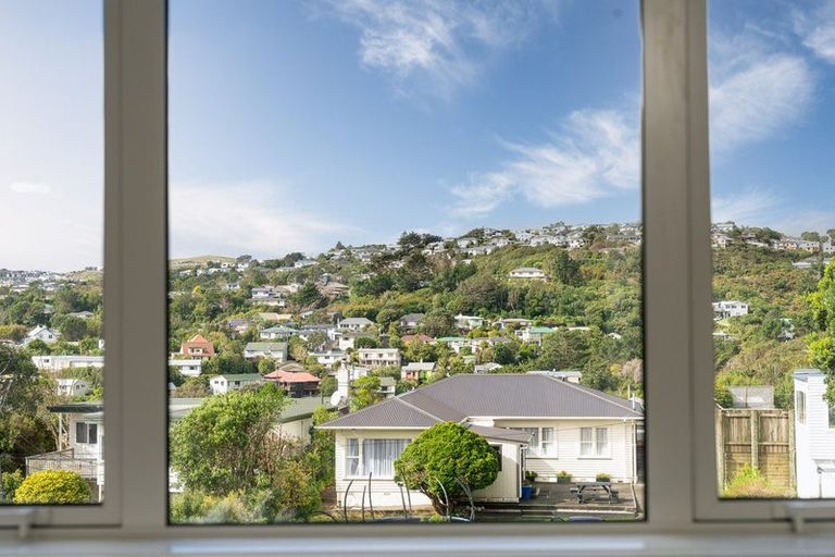 Photo of property in 49 Bassett Road, Johnsonville, Wellington, 6037