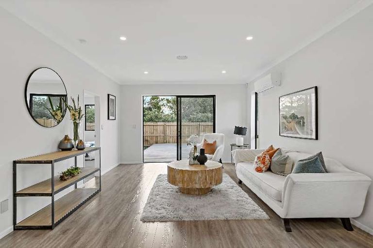 Photo of property in 18 Rapunga Drive, Hobsonville, Auckland, 0616