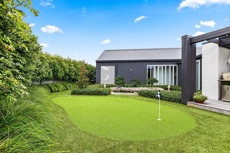 Photo of property in 18 Torea Road, Matakana, Warkworth, 0985