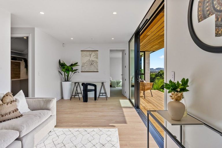 Photo of property in 45b Rosario Crescent, Red Beach, 0932