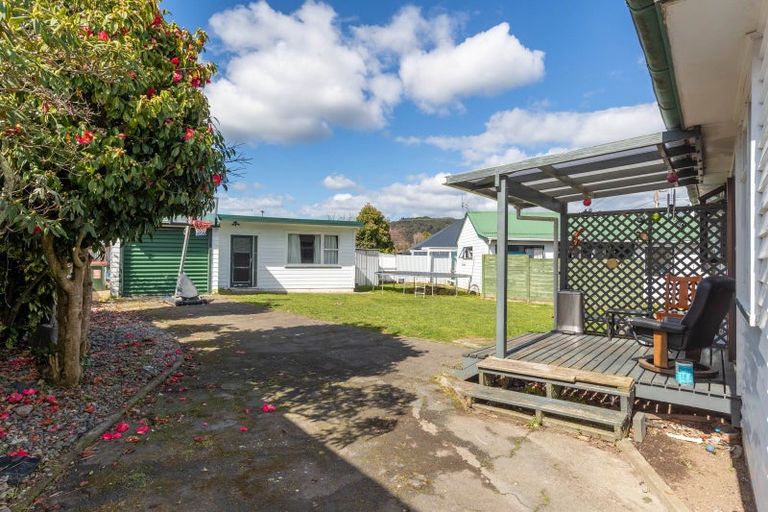 Photo of property in 23 Weka Grove, Elderslea, Upper Hutt, 5018