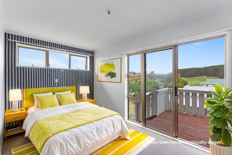 Photo of property in 62 Toi Street, Otaki Beach, Otaki, 5512