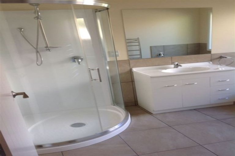 Photo of property in 48c Hamilton Road, Cambridge, 3434