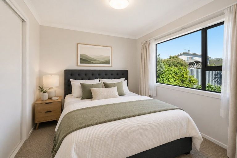Photo of property in 28a Howard Road, Taradale, Napier, 4112