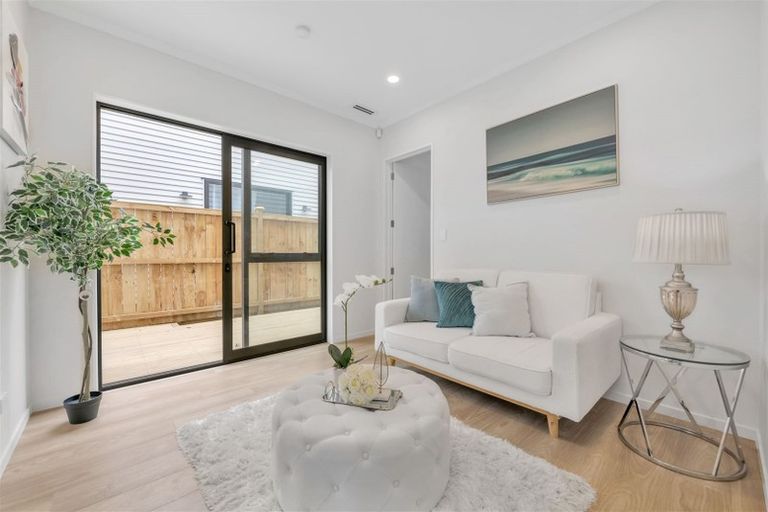 Photo of property in 1 Hing Street, Flat Bush, Auckland, 2019