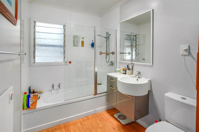 Photo of property in 145 Parkers Road, Tahunanui, Nelson, 7011