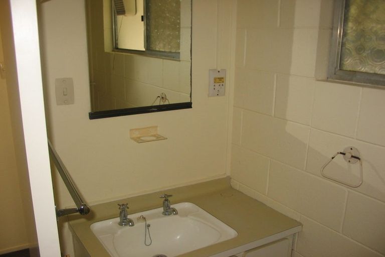 Photo of property in 219f2 Grant Road, Thorndon, Wellington, 6011