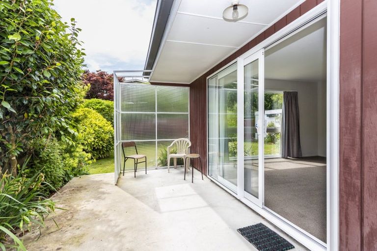 Photo of property in 8 Ashfield Place, Ilam, Christchurch, 8041