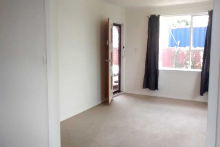 Photo of property in 2/294a Westminster Street, Mairehau, Christchurch, 8013