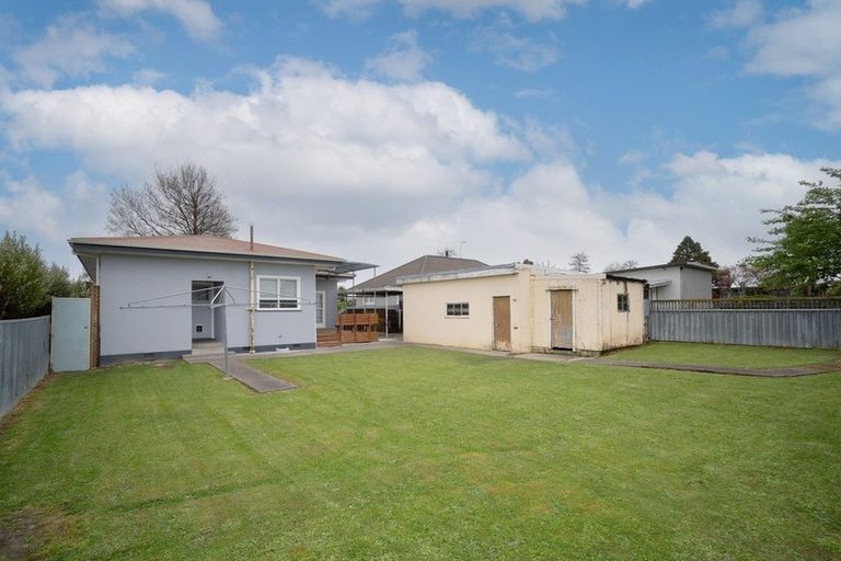 Photo of property in 111 Botanical Road, Takaro, Palmerston North, 4412