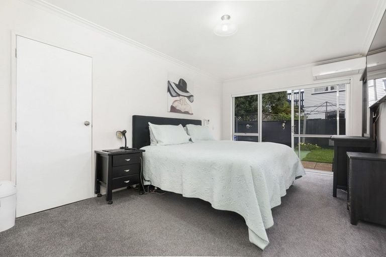 Photo of property in 102a U1 Sandwich Road, St Andrews, Hamilton, 3200