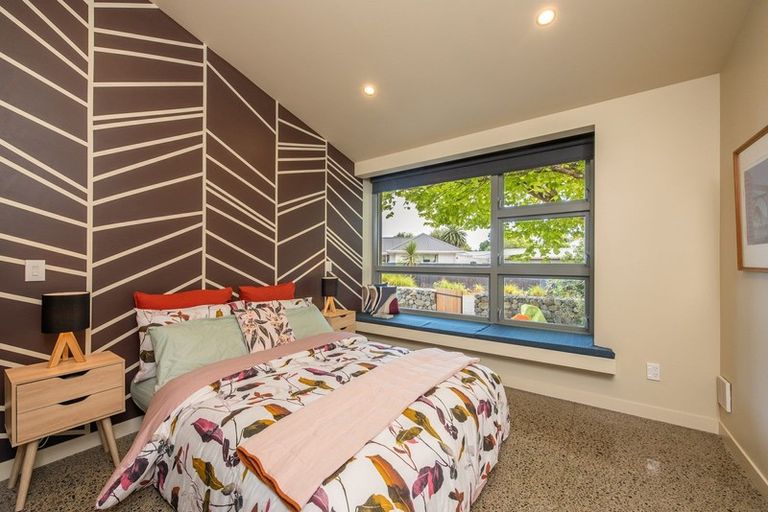 Photo of property in 6 Rahana Way, Waikanae, 5036