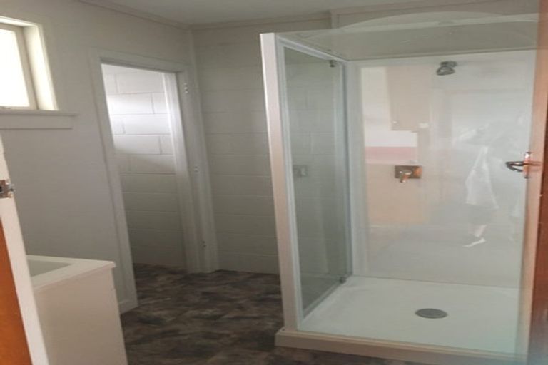 Photo of property in 18 Worsley Street, Te Anau, 9600