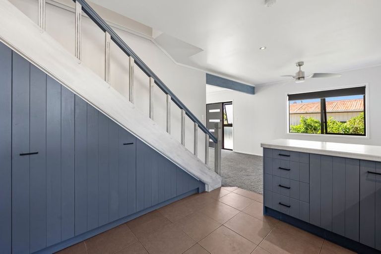 Photo of property in 50c Robinson Avenue, Holdens Bay, Rotorua, 3010