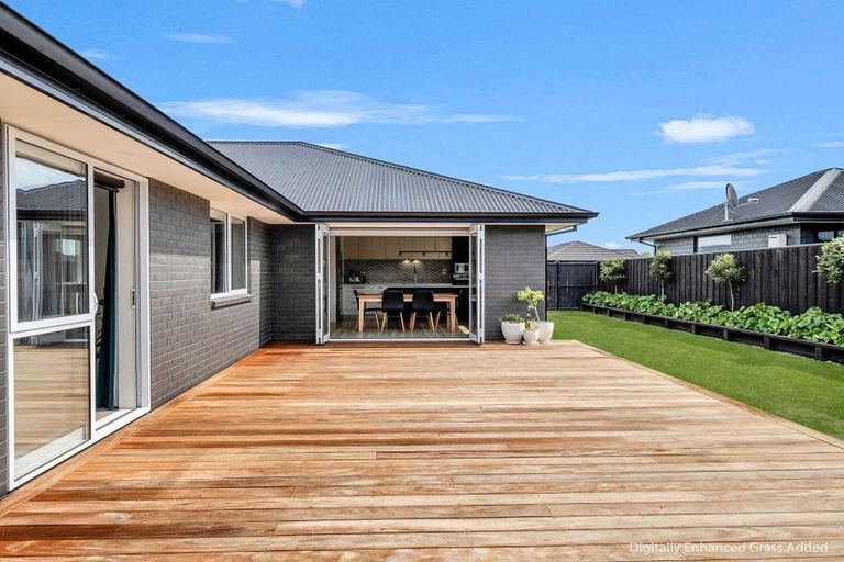 Photo of property in 5 Avanda Avenue, Rolleston, 7615