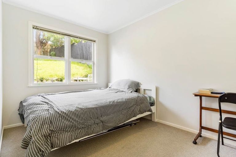 Photo of property in 6 Orion Place, Hillcrest, Auckland, 0627