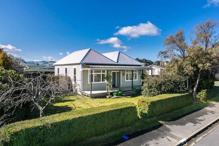 Photo of property in 17 Carlyle Road, Mosgiel, 9024
