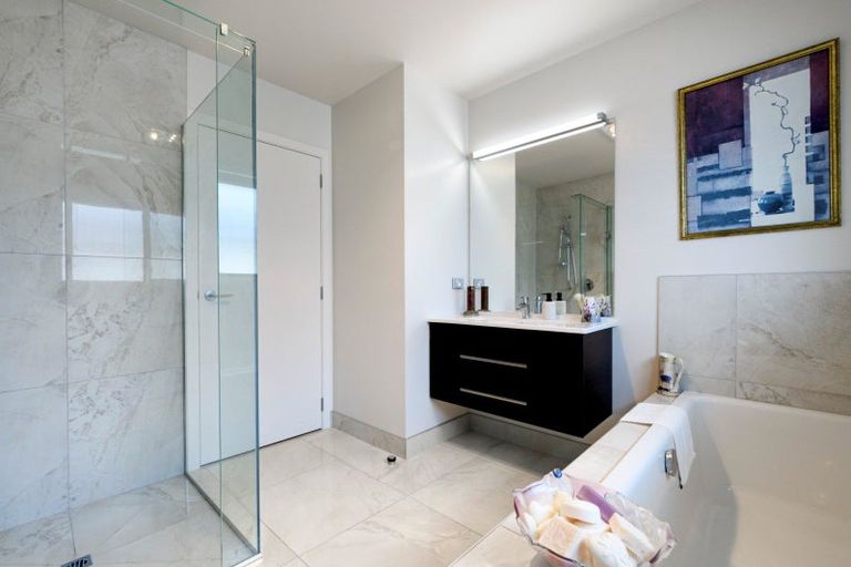 Photo of property in 2 Vesey Drive, Katikati, 3129