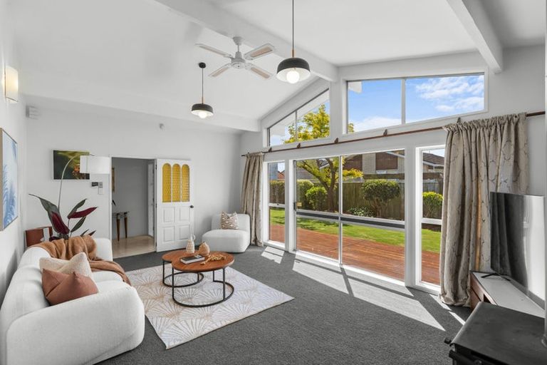 Photo of property in 11a Wyatt Place, Russley, Christchurch, 8042