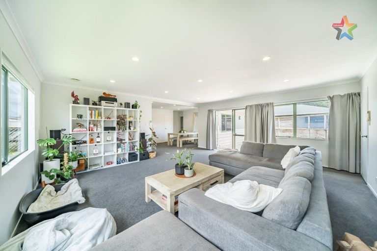 Photo of property in 5a Kilkenny Grove, Wainuiomata, Lower Hutt, 5014