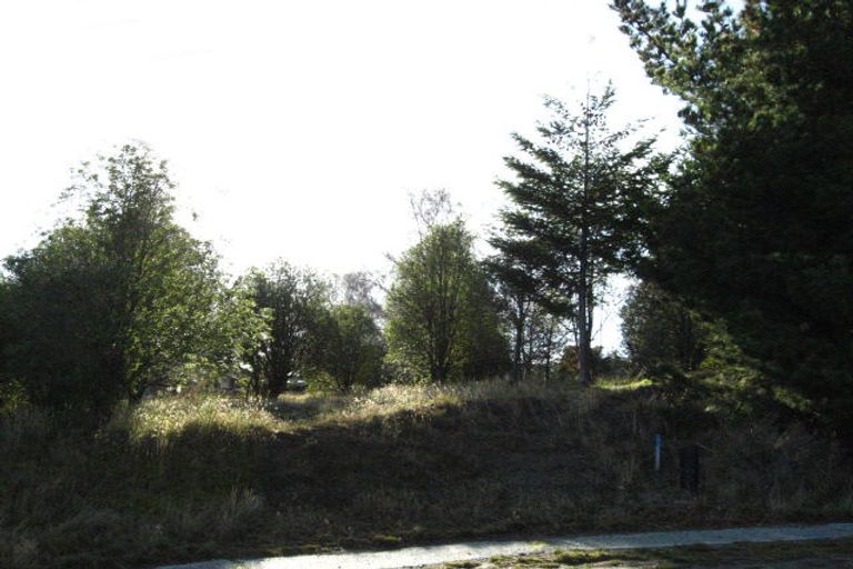 Photo of property in 8 Cypress Court, Kelvin Heights, Queenstown, 9300