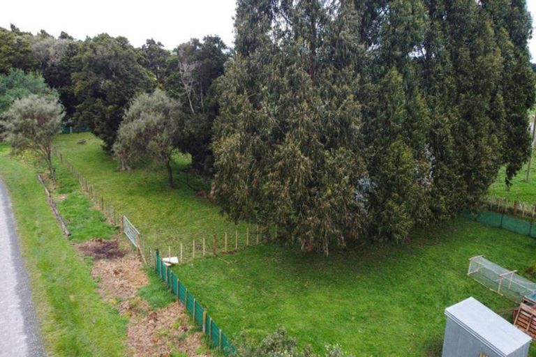 Photo of property in 341 Maharahara Road, Dannevirke, 4972