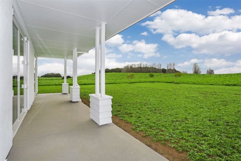 Photo of property in 3 Sands Road, Waiuku, 2681