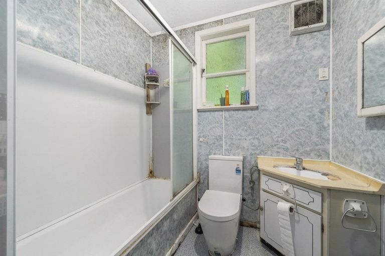 Photo of property in 78 South Karori Road, Karori, Wellington, 6012