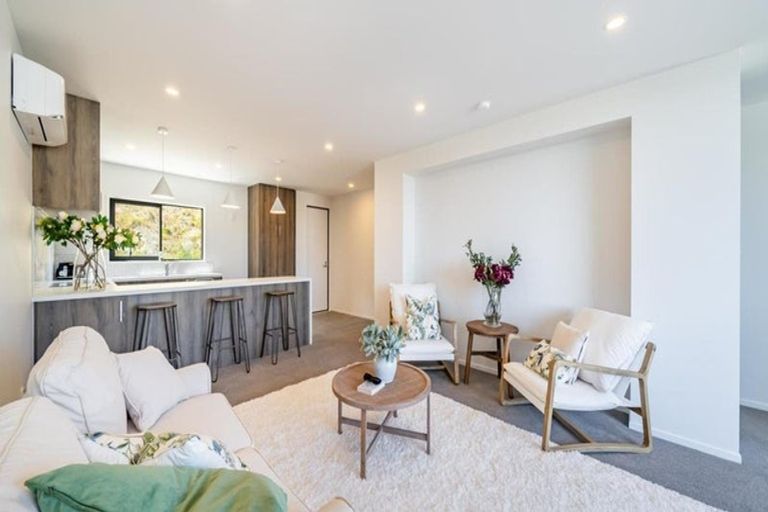 Photo of property in 37 Holystone Road, Whitby, Porirua, 5024