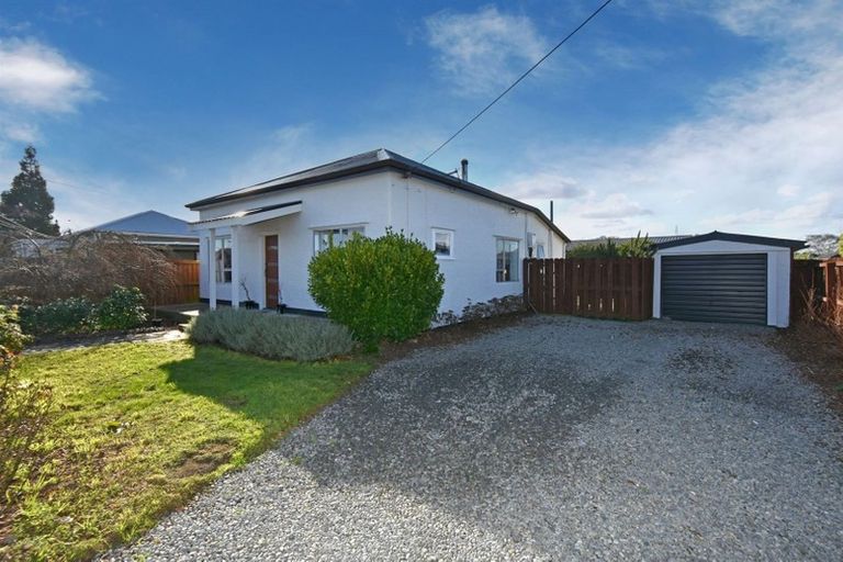 Photo of property in 7 Seymour Street, Hornby, Christchurch, 8042