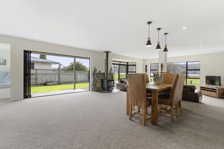 Photo of property in 126 Patiki Place, Whangamata, 3620