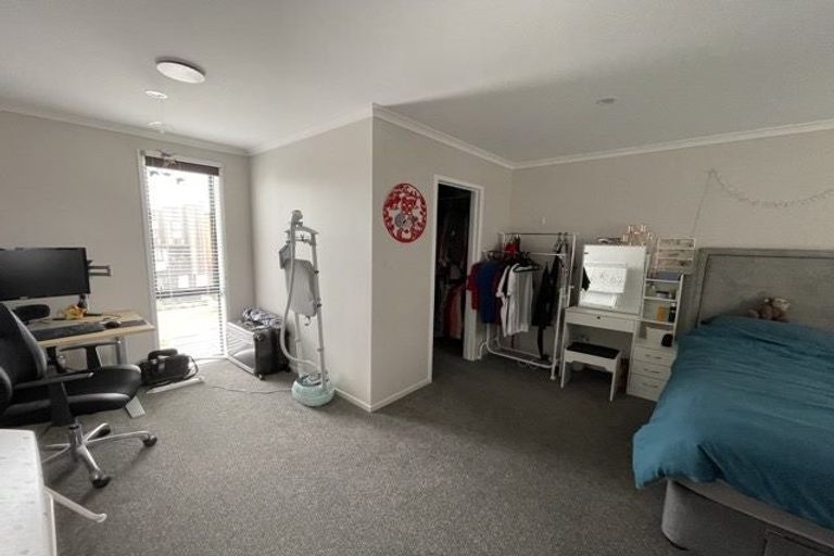 Photo of property in 20 Hobsonville Point Road, Hobsonville, Auckland, 0616