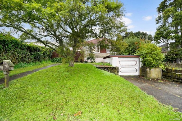 Photo of property in 1/3a Grande Vue Road, Manurewa, Auckland, 2102