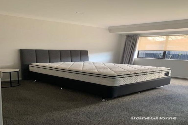 Photo of property in 18 Claridge Place, Mount Maunganui, 3116