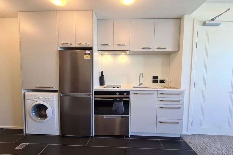 Photo of property in 101/3u Roxburgh Street, Mount Victoria, Wellington, 6011
