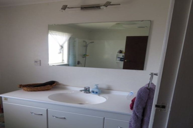 Photo of property in 12 Tanekaha Place, Pukete, Hamilton, 3200