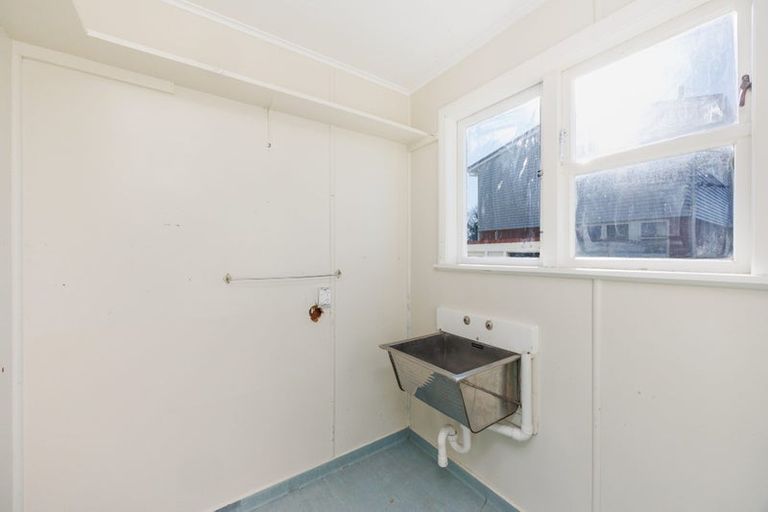 Photo of property in 39 Stephens Crescent, Highbury, Palmerston North, 4412