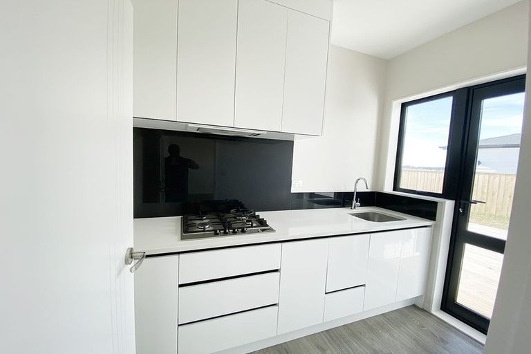 Photo of property in 45 Hikuawa Road, Flat Bush, Auckland, 2019