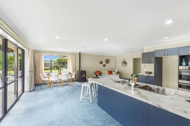 Photo of property in 10 Kendall View, Stoke, Nelson, 7011