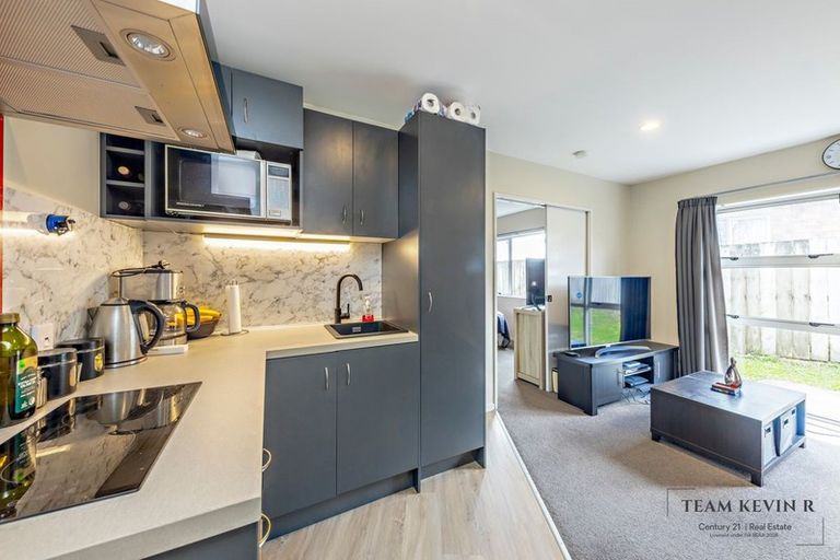 Photo of property in 46 Keri Vista Rise, Papakura, 2110