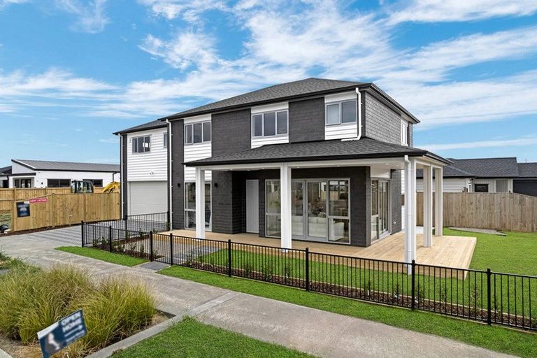 Photo of property in 50 Hari Road, Karaka, 2113