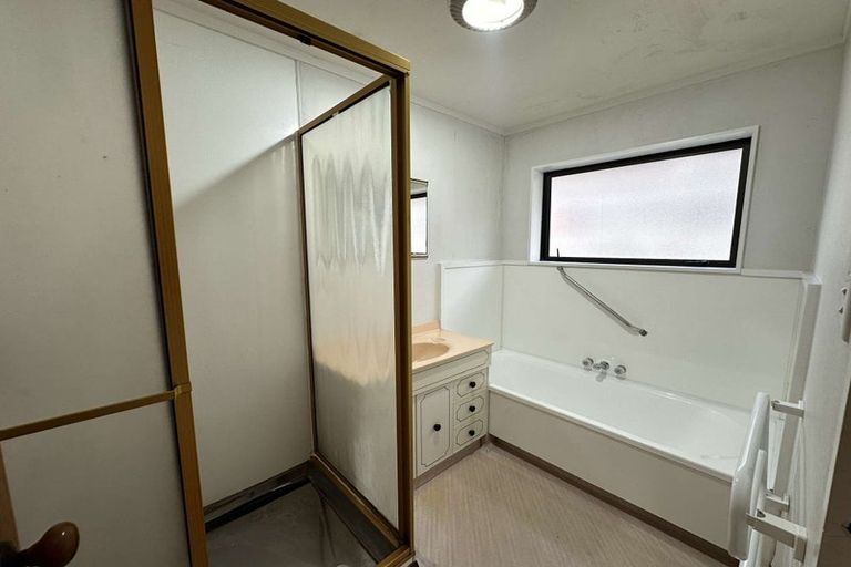 Photo of property in 52 Mcparland Street, Ebdentown, Upper Hutt, 5018