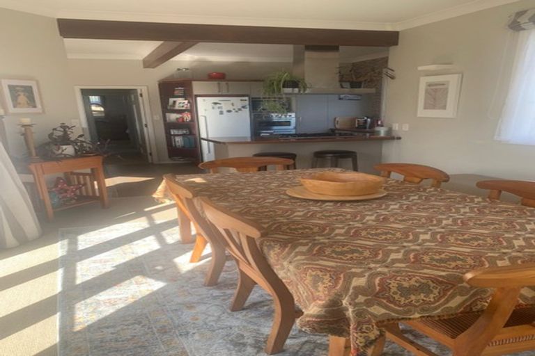 Photo of property in 6 Hindmarsh Street, Johnsonville, Wellington, 6037