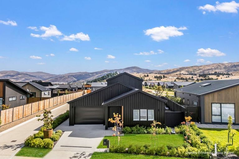 Photo of property in 2 Magnum Drive, Cromwell, 9310