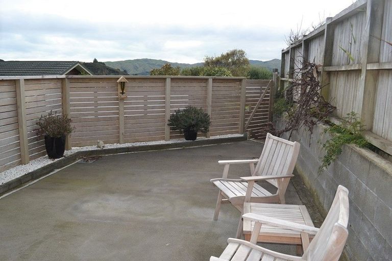 Photo of property in 5 The Top Gallant, Whitby, Porirua, 5024